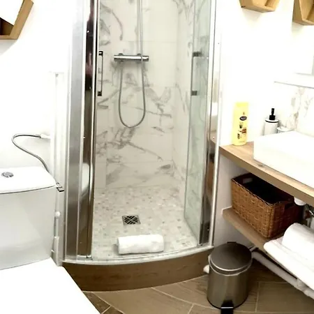 Terra Cotta # * Ρενς